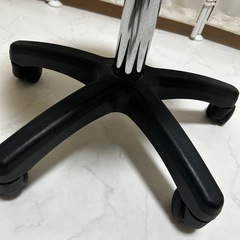 キャスタースツールの画像