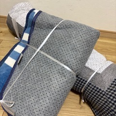 【中古品】カーペット2枚の画像