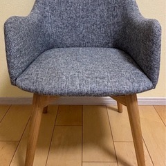 ダイニングチェア　ファブリック　シンプルの画像