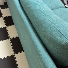 【11/13まで】三人掛けソファ　オットマン付の画像