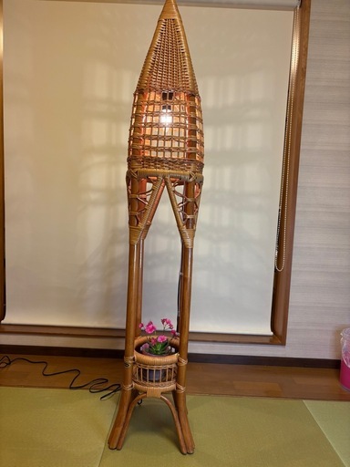 K A Z A M A(カザマ)のラタン製フロアスタンド