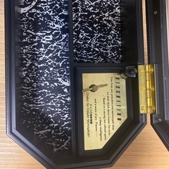 オルゴール付きジュエリーケースネックレス掛けの画像