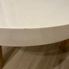 フランフラン　丸型テーブルの画像