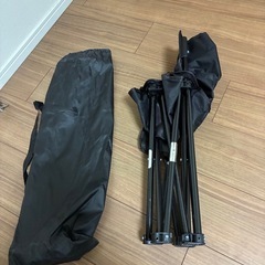 reversal(リバーサル)折りたたみ椅子の画像