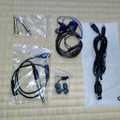 KIMAFUN 2.4GHz ワイヤレスインイヤーモニターシステム　充電式送信機　受信機とイヤフォン付　中古　送料が高いので取りにこれる方限定の画像