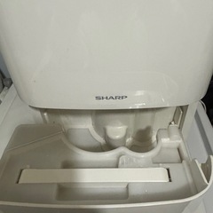 SHARP 除湿機 2018年製の画像