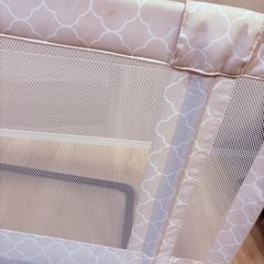 ベビーゲート　ちょっとおくだけとおせんぼ　モロッカンベージュの画像