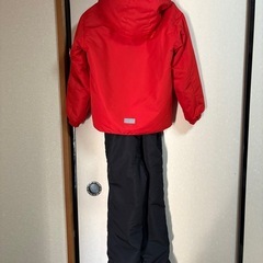 スキーウェア　サイズ140  子供　ジュニアの画像