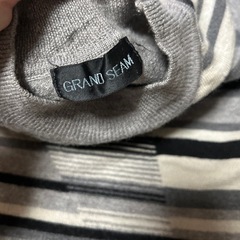 （何かと一緒で無料でお付け致します！）GRANDSEAM グレー　ボーダー柄 ニットセーター 長袖ます！　　　の画像