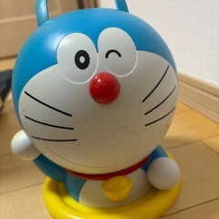 ドラえもん入れ物の画像
