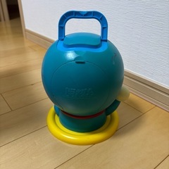 ドラえもん入れ物の画像