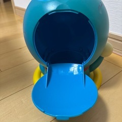 ドラえもん入れ物の画像