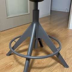 カフェチェアの画像