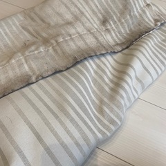 ニトリ　カーテン　4点セットの画像