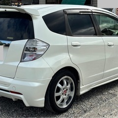 ホンダ　フィットはハイブリッドの画像