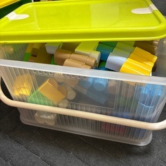 ブロックおもちゃの画像