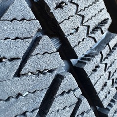 195/65/15冬VRX2の画像