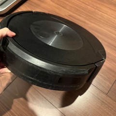 【国内正規品】 ロボット掃除機 「ルンバ」combo（コンボ）j7+ グラファイト c755860 [吸引＋拭くタイプ（水拭き）]の画像