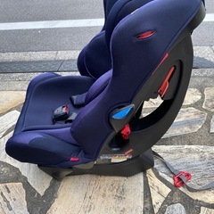 新生児から7才頃まで使用可チャイルドシート(美品) の画像
