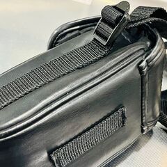 カメラバック黒の画像