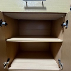 食器棚（幅60cm高さ190cm奥行42cm）の画像