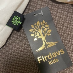 ※締切りました※ ■無料■【新品】海外製品　パール付きトレーナー　たぶん90〜100cmくらい？/ホワイトの画像