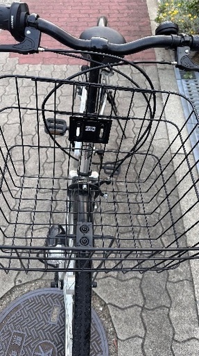 ?自転車番号 10   ６段変速  大阪府内配達無料  保管場所に引き取りに来て頂ける場合は値引きします