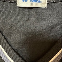 YONEX Vネックトレーナー④の画像