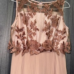 1度のみ着用美品✨定価２万！パーティドレスの画像