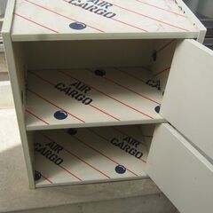 0円！無料！　2段収納ボックス　扉付き   sndの画像