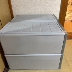 押し入れ用衣装ケース4つセットの画像