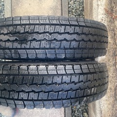 ダンロップ　スタッドレスタイヤ　
バリ溝の画像