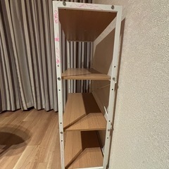 4段　棚　シェルフの画像
