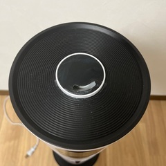 加湿器 大容量 8L タワー式 【除菌・抗菌・自動恒湿・アロマ対応】 かしつき 上から給水 超音波式 300ml/h加湿量 切タイマー スリープモード 吹出口360° 空焚き防止 水漏れ防止 花粉 乾燥対策 省エネ 寝室/リビング/オフィス 40畳 業務用 家庭用 お手入れ簡単 リモコンきの画像