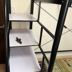 階段付きパイプロフトベッド【お引取り可能な方限定】の画像