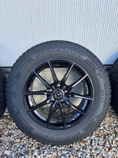 ブリジストン ブリザック DM-V3 225/65R17 スタッドレスタイヤ