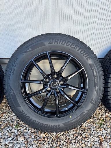 ブリジストン ブリザック DM-V3 225/65R17 スタッドレスタイヤ
