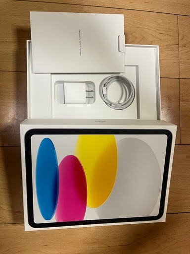 iPad A16 第11世代128GB Wi-Fi シルバー　美品