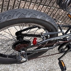 🚲自転車番号 16   HUMMER ハマー  変速機あり  大阪府内配達無料  保管場所に引き取りに来て頂ける場合は値引きしますの画像