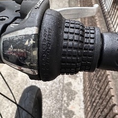 🚲自転車番号 16   HUMMER ハマー  変速機あり  大阪府内配達無料  保管場所に引き取りに来て頂ける場合は値引きしますの画像