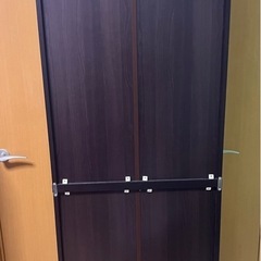 【本棚】ダークブラウン／高さ180cm（上下分割型）／収納力抜群✨おしゃれで落ち着いたデザイン／取りに来られる方限定！の画像