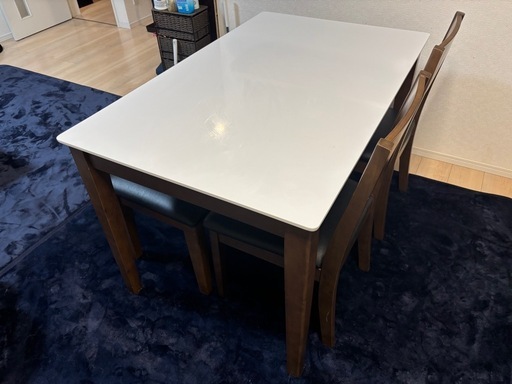 引き取りに来れる方限定 ダイニングテーブル