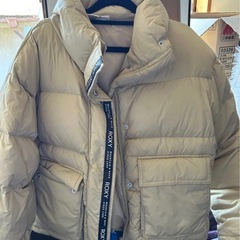 ROXY ベージュ ダウンジャケットの画像