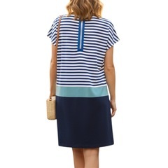 マリンカラー ドルマンスリーブのボーダー柄ワンピースの画像