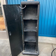 アンティーク棚の画像