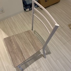 L字デスク　デスク、チェア　カーテンの画像