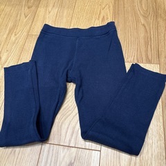 【取引中】64. 女の子長ズボン130cmの画像