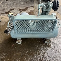 HITACHI エアーコンプレッサー 0.75kw 三相200V 動作確認済み◆の画像