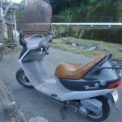 ホンダ ブロード50　リード ジョーカーと同じエンジンの画像