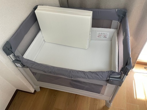 アップリカ ココネルエアーAB ベビーベッド
